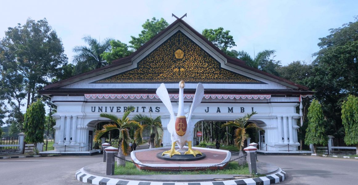 Gerbang Universitas Jambi