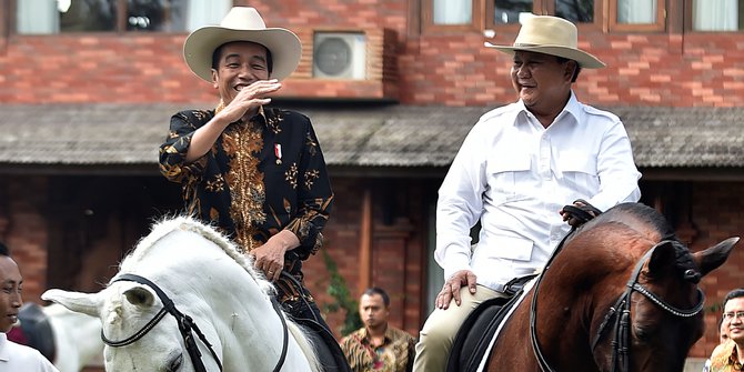 Prabowo vs Jokowi