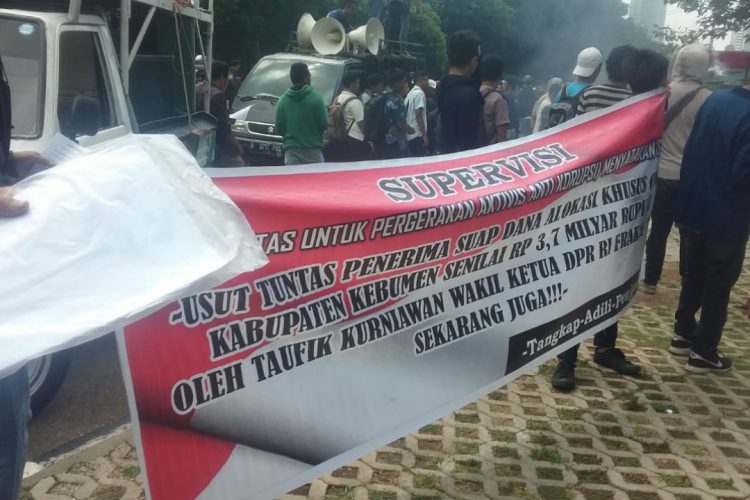 Solidaritas Untuk Pergerakan Aktivis Anti Korupsi (Supervisi)